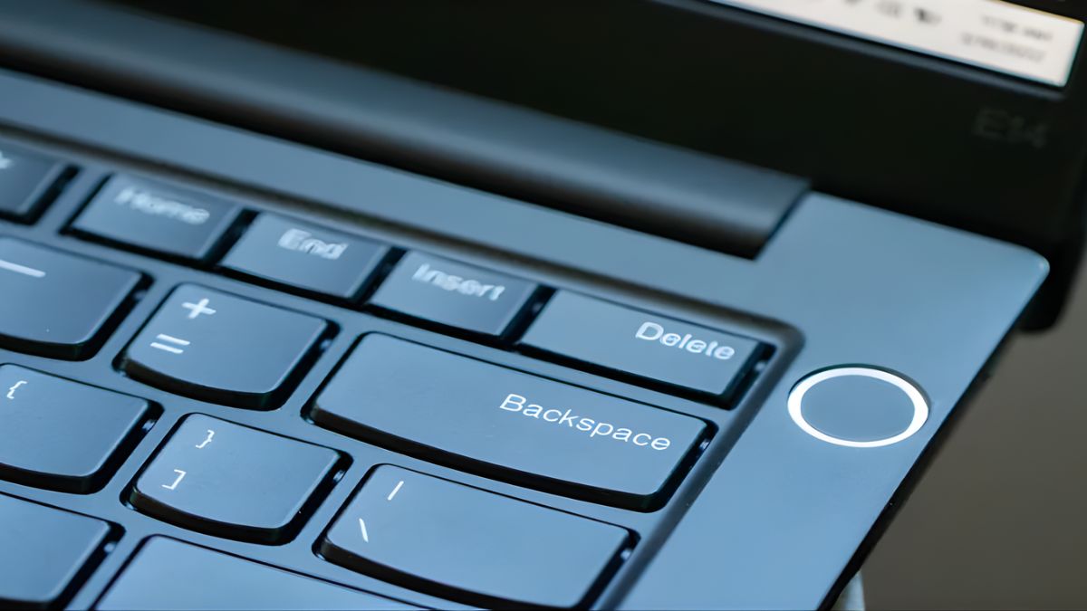 Vị trí các đèn báo trên laptop Dell