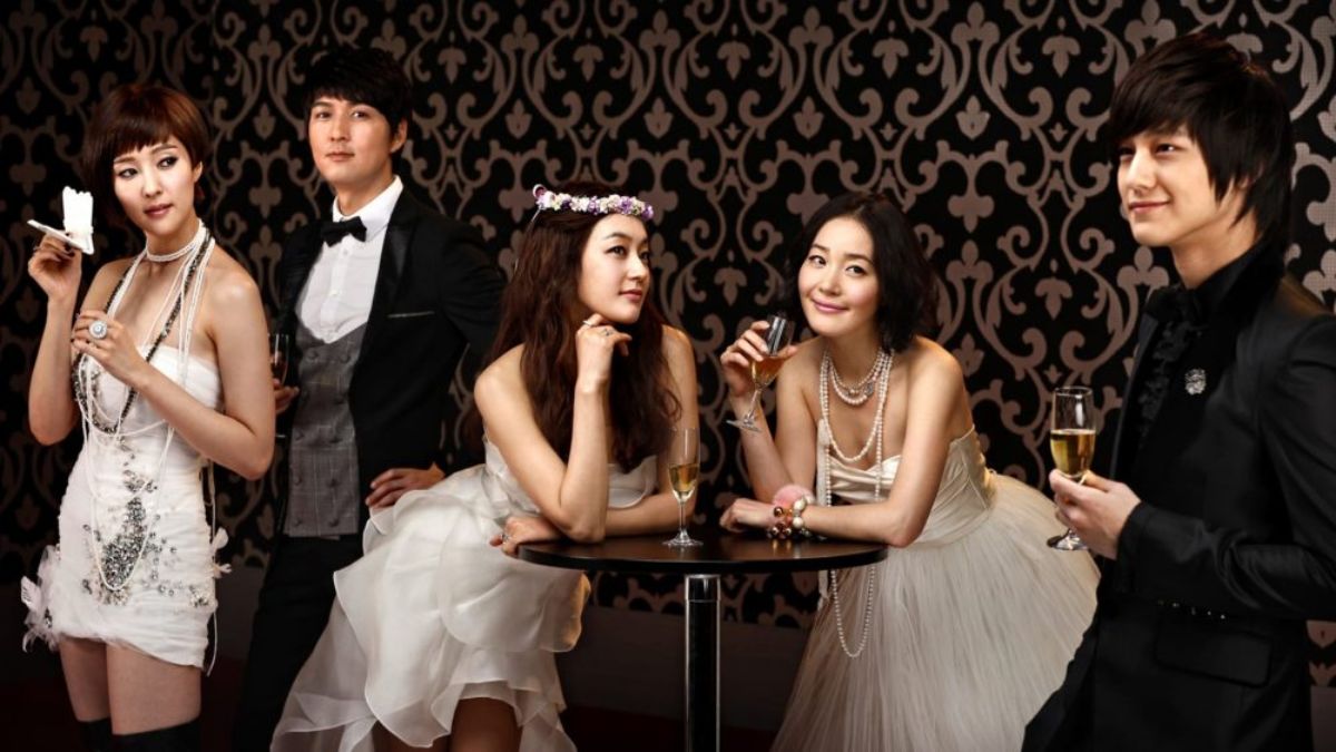 Ba Cô Nàng Khả Ái (2010) 