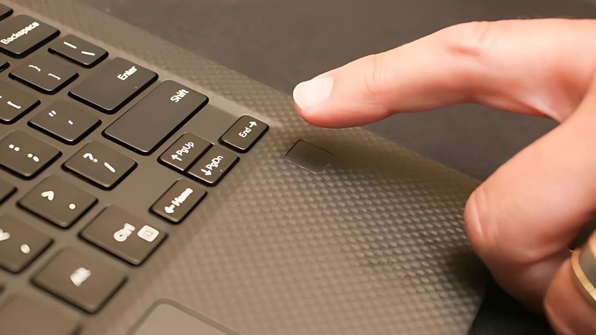 Lưu khi sử dụng vân tay trên laptop