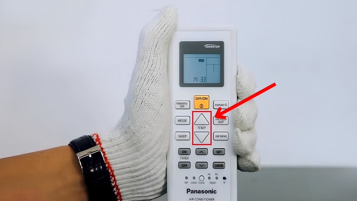 Cách chỉnh máy lạnh bằng điều khiển Panasonic để cài đặt nhiệt độ