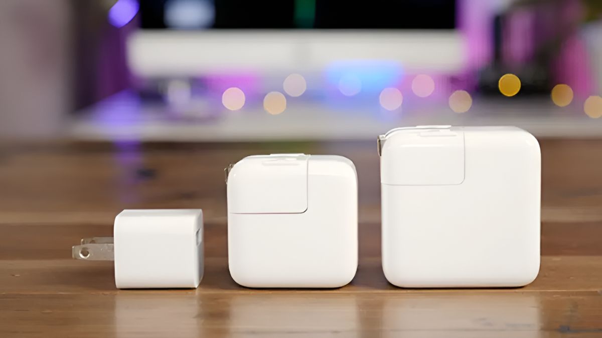 cách sạc iPad nhanh bằng sử dụng củ sạc công suất phù hợp