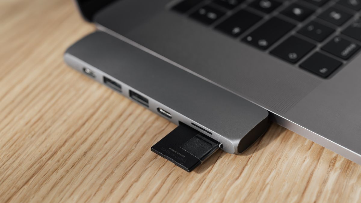 Cách tải nhạc về thẻ nhớ, USB trên máy tính trên trình duyệt cốc cốc - bước 1