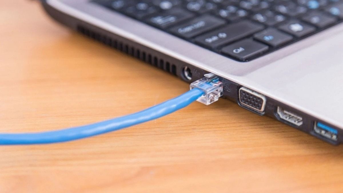 cách sửa lỗi getting windows ready don't turn off your computer - kiểm tra kết nối internet