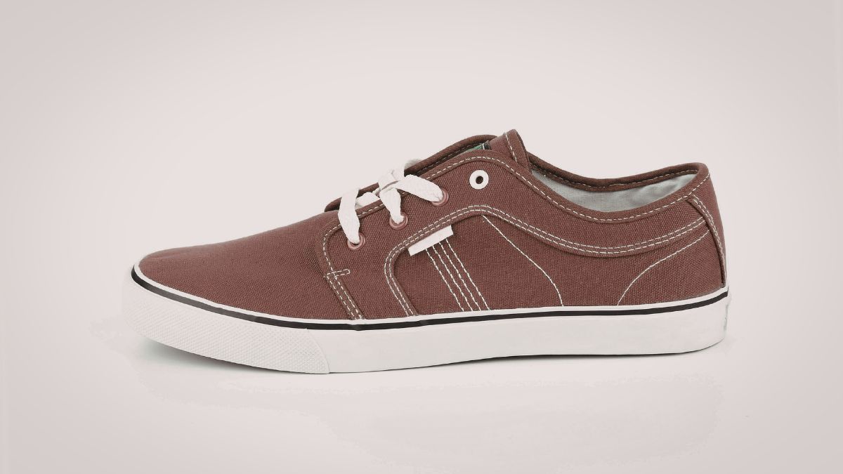 những loại có thể giặt giày bằng máy giặt - giày sneaker vải