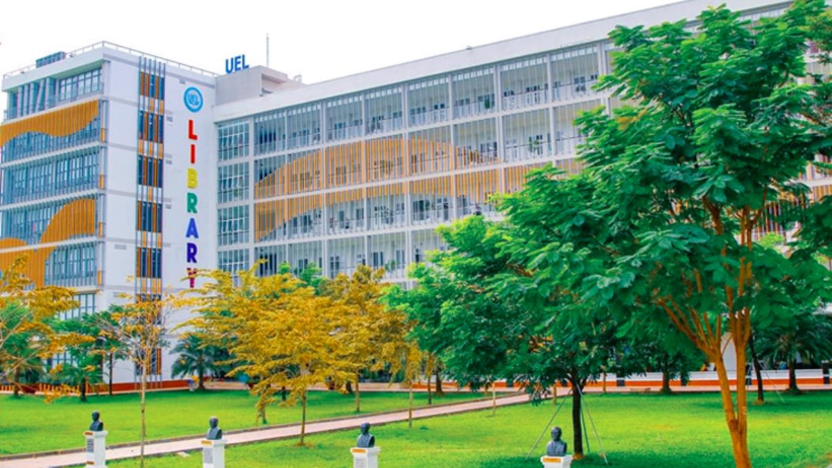 MỐI LIÊN HỆ GIỮA HỌC PHÍ VÀ ĐIỂM CHUẨN ĐẦU VÀO CỦA UEL