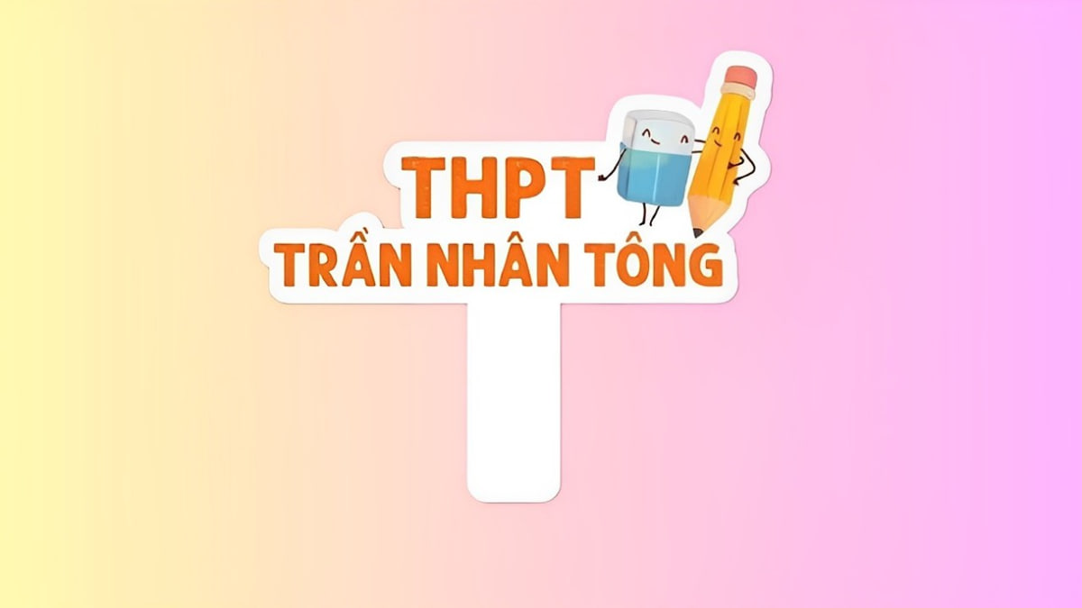 Hashtag ấn tượng có tên lớp, tên trường
