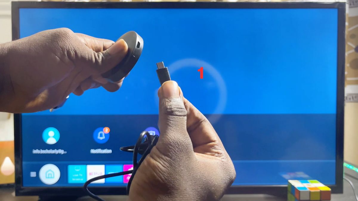 kết nối iPhone với tivi LG không có AirPlay bằngchromecast bước 1