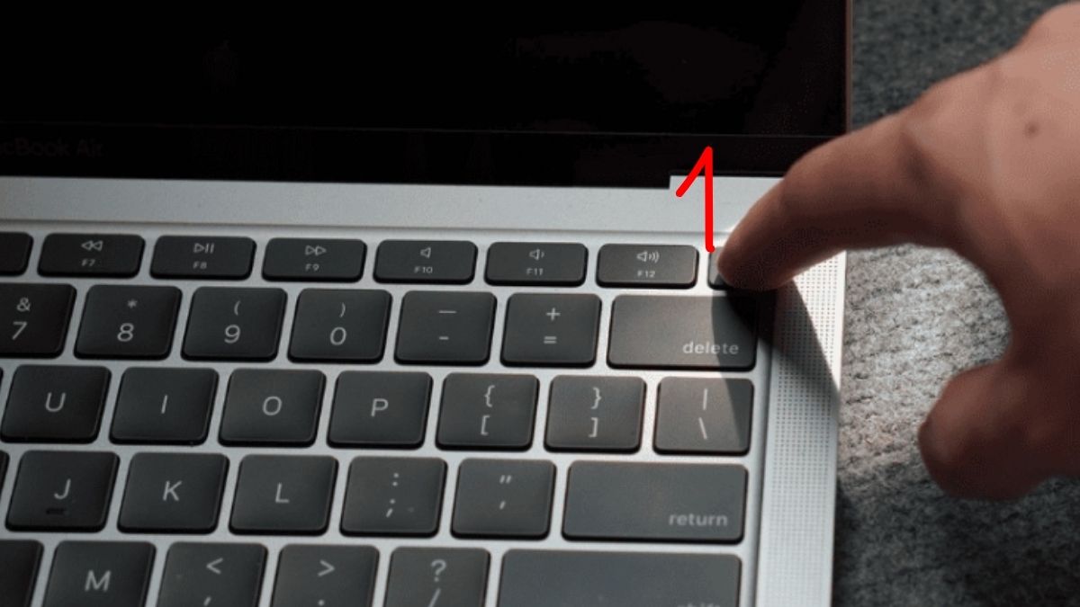 kiểm tra nguyên nhân Kernel Panic bằng chạy apple diagnostics bước 1