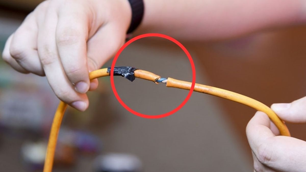 Nguyên nhân gây ra lỗi E63 máy giặt Toshiba - dây kết nối bị đứt