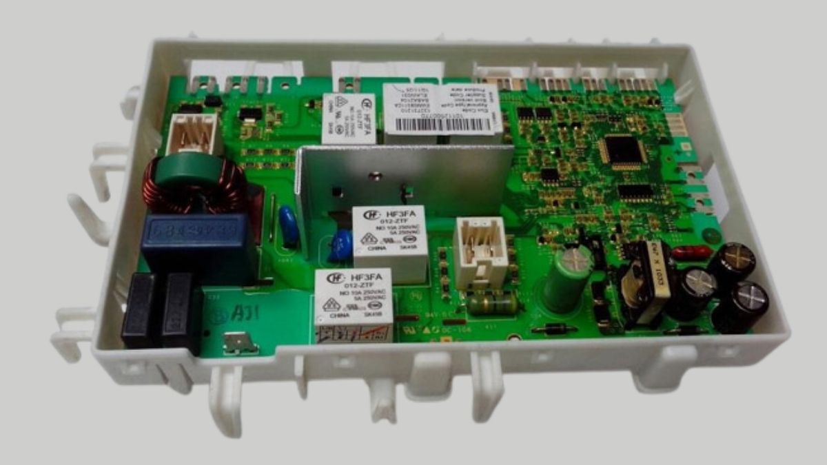 Nguyên nhân gây lỗi EF4 máy giặt Electrolux - lỗi bo mạch điều khiển