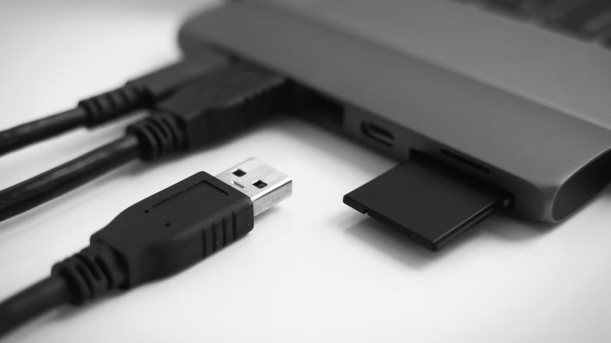 Nguyên nhân gây ra lỗi Power Surge on the USB Port