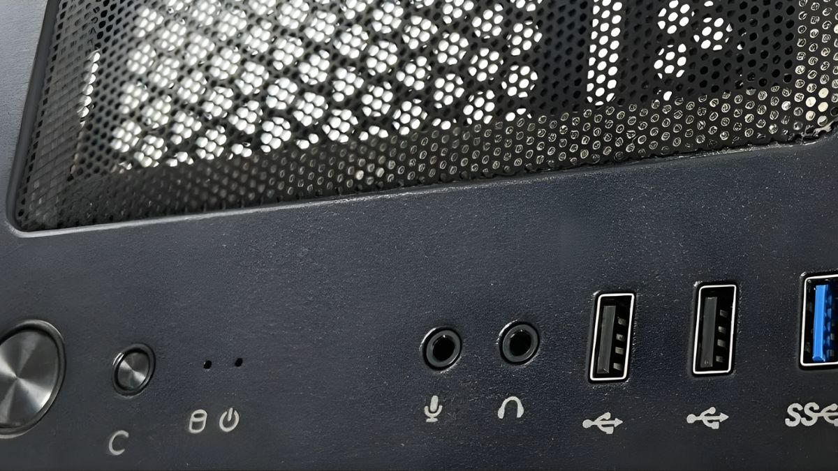 Cách khắc phục lỗi Power Surge on the USB Port bằng cách kiểm tra lại nguồn điện