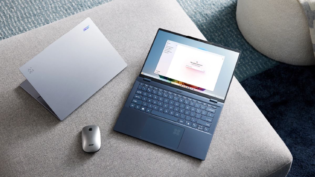 Laptop Acer màu trắng mỏng nhẹ