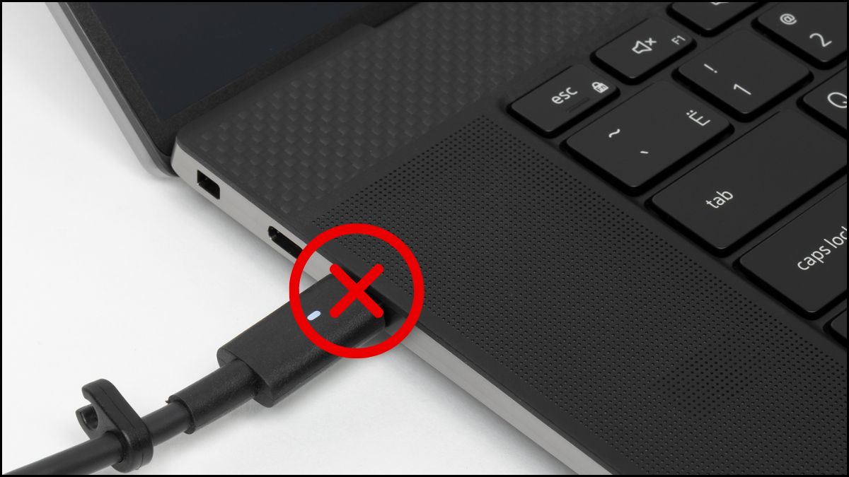 dấu hiệu laptop dell báo sạc nhưng không vào pin
