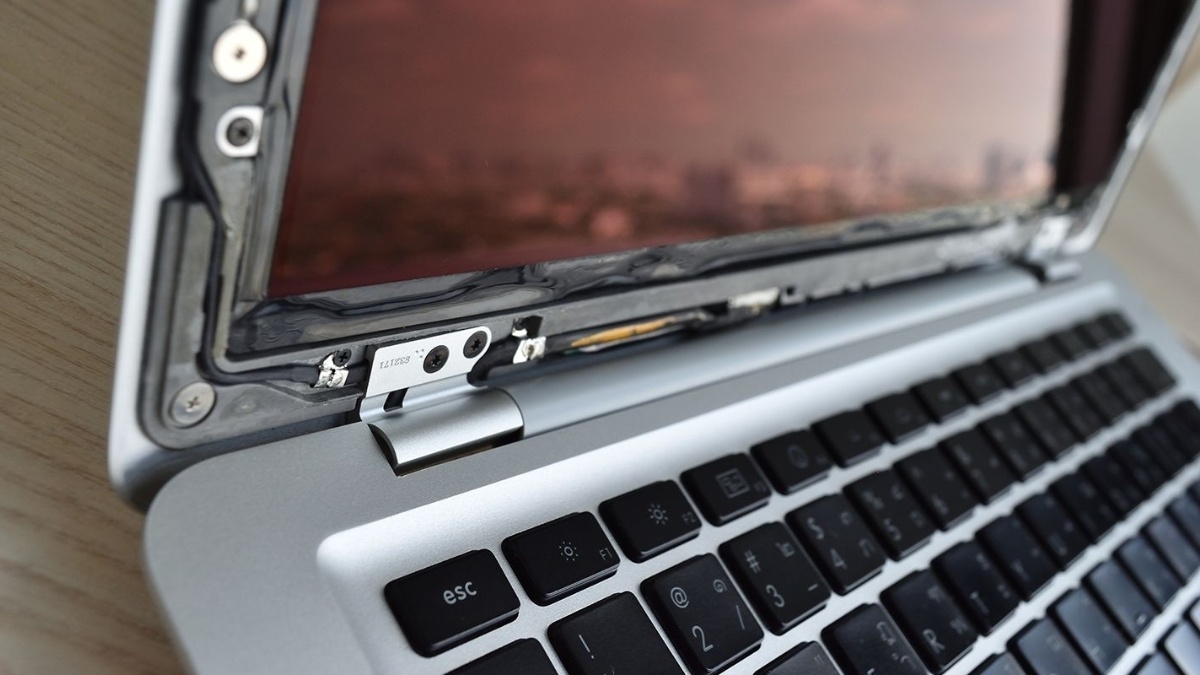 Thay thế nếu màn hình laptop của bạn bị hỏng