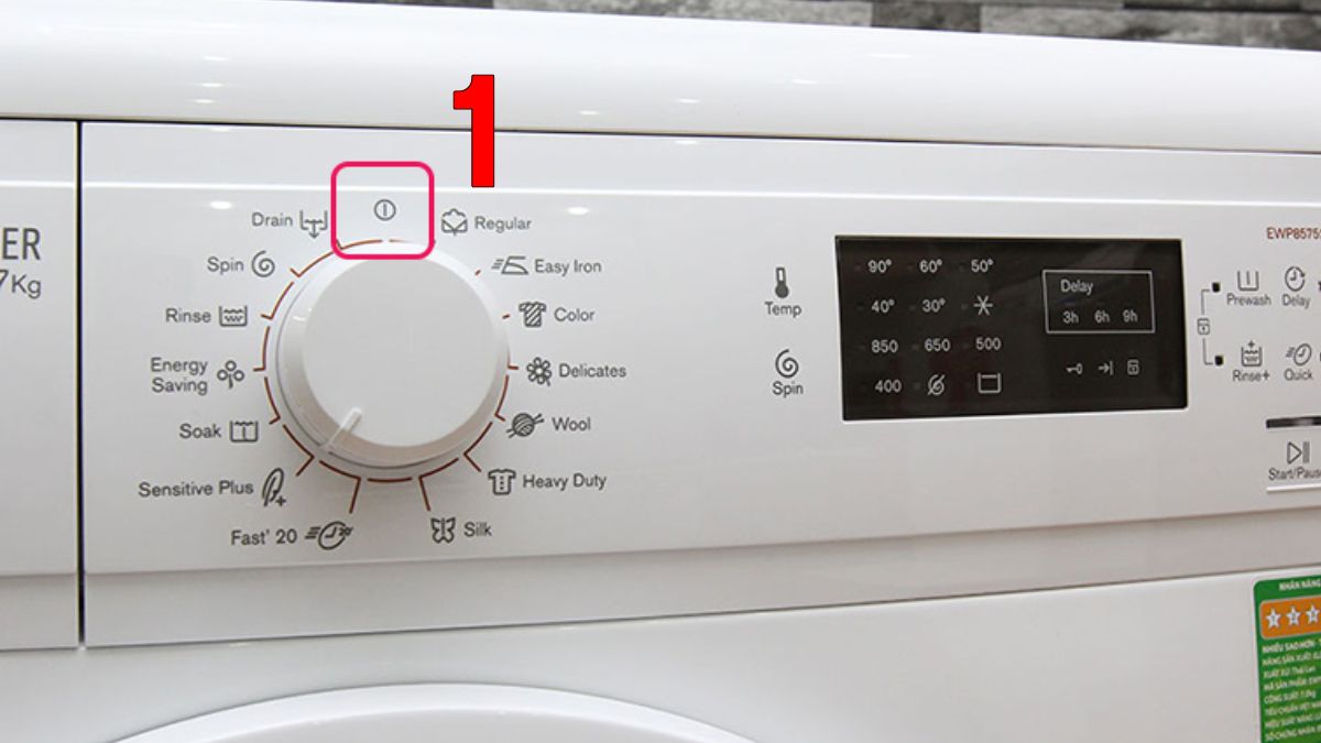 cách sửa máy giặt cấp nước nhưng không giặt bằng cách reset máy bước 1