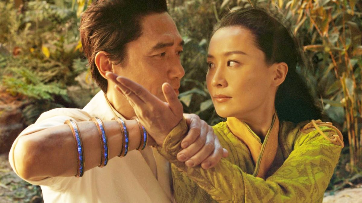 phim lương triều vỹ - Shang Chi Và Huyền Thoại Thập Luân 