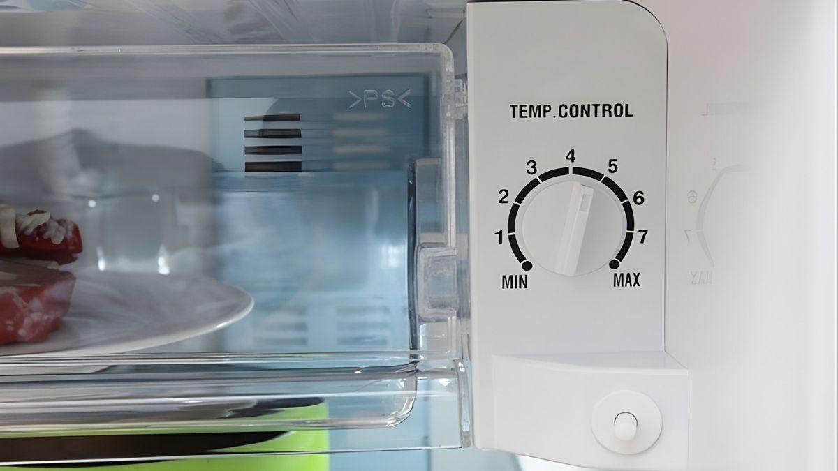 Nguyên nhân khiến tủ lạnh chảy nước ở ngăn mát - Điều chỉnh nhiệt độ ngăn mát chưa đúng