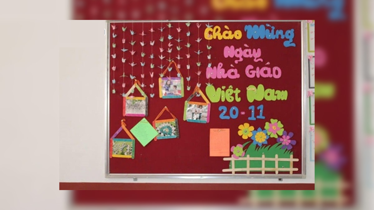 trang trí bảng 20/11 cùng hình dán