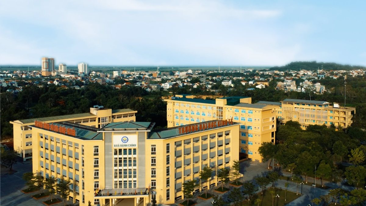 DHK - Điểm chuẩn Đại học Kinh tế - Đại học Huế 2025: Cột mốc cho sĩ tử thi năm 2026