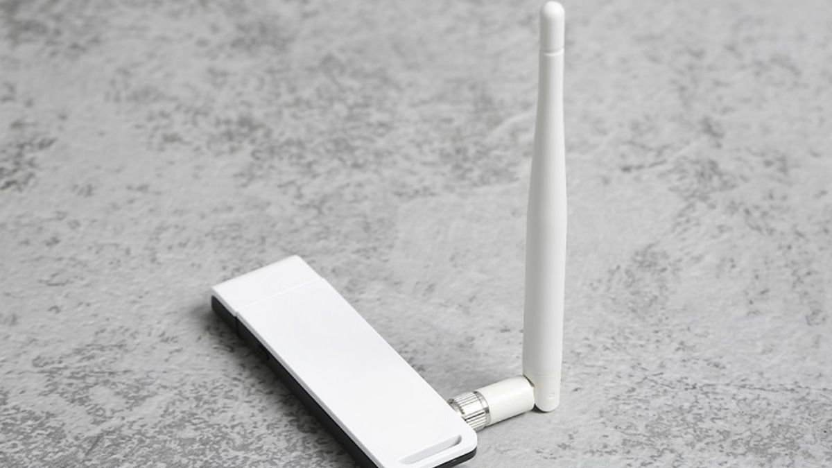 Dùng bộ phát WiFi rời qua cổng USB