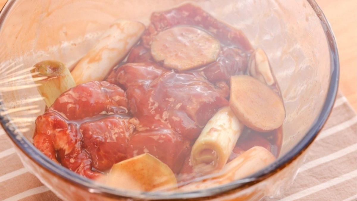 Gia vị không thấm khiến món thịt xá xíu không ngon