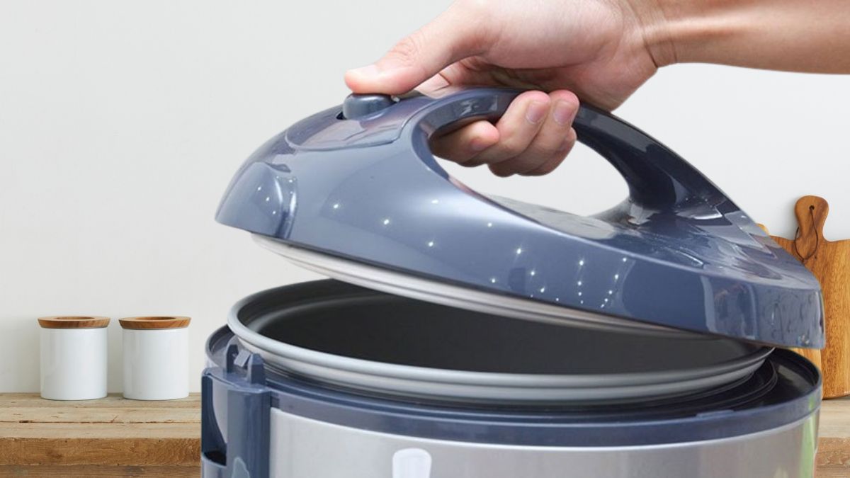 Cách canh chế độ nồi cơm điện để tránh trào