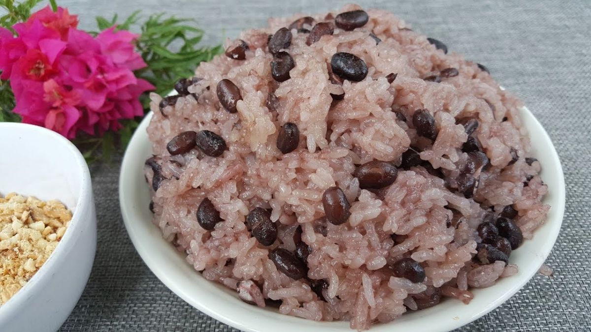 Bí quyết giúp xôi dẻo và đậu bở tơi không bị sượng