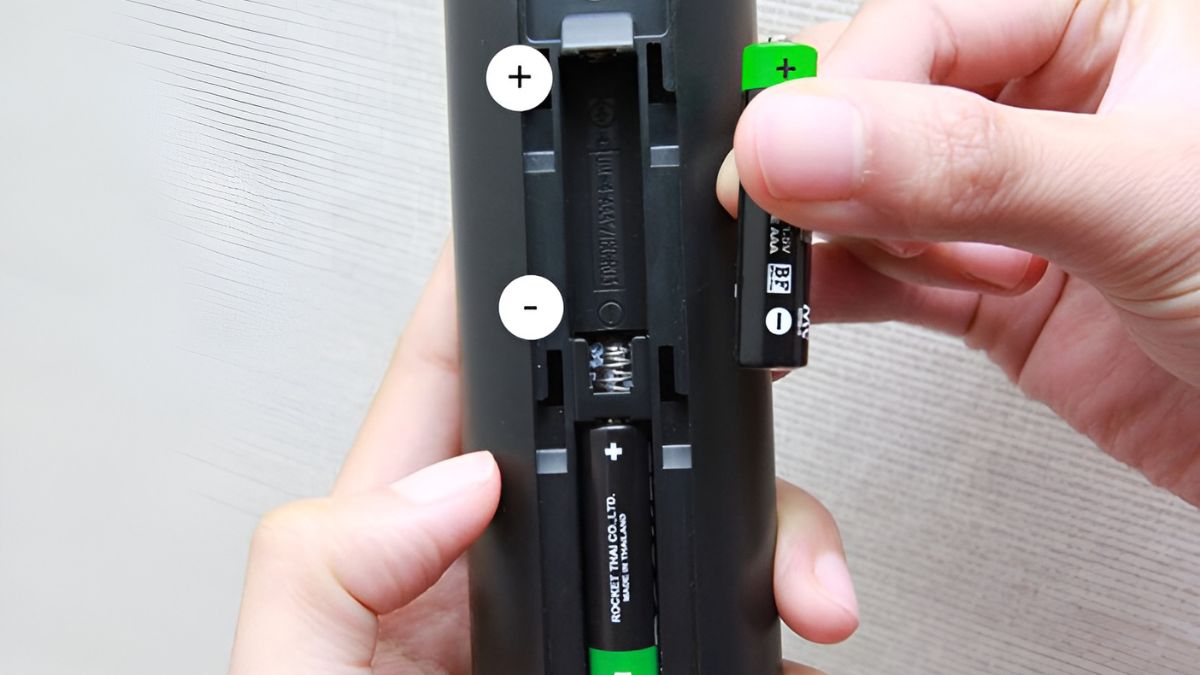 Cách reset điều khiển LG khi không kết nối được tivi