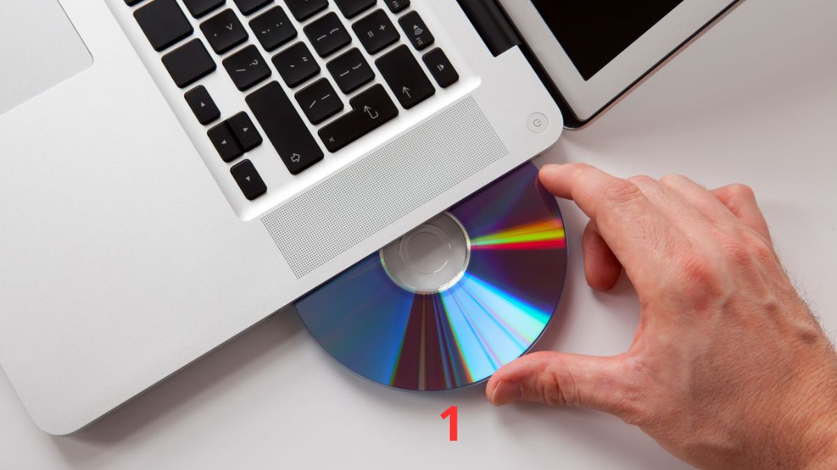 Cách xem đĩa CD trên laptop Dell có ổ đĩa quang