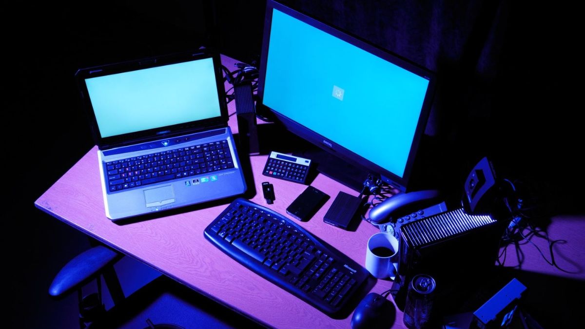 Khi thay đổi màn hình hoặc cắm thêm màn hình ngoài cần phải chỉnh độ phân giải màn hình để phù hợp