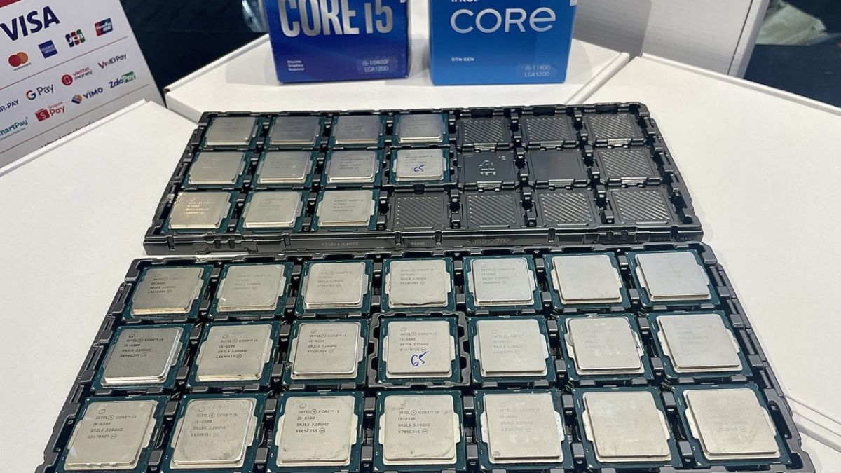 So sánh CPU Tray với CPU Box