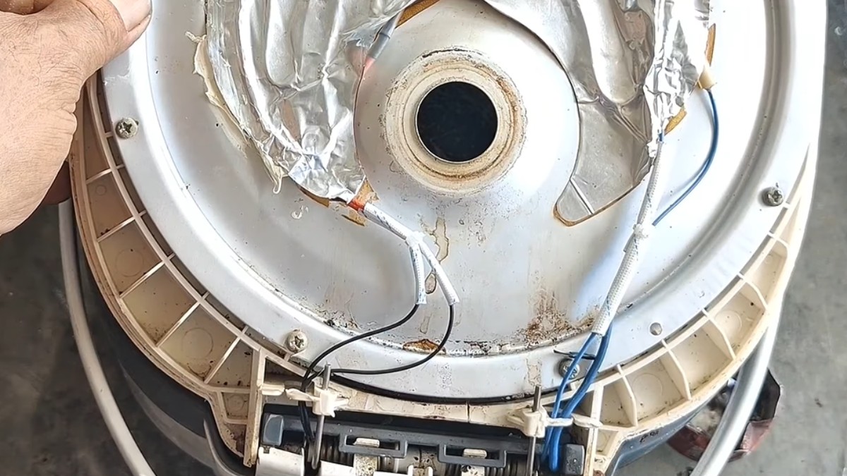Kiểm tra dây kết nối sensor, bo mạch