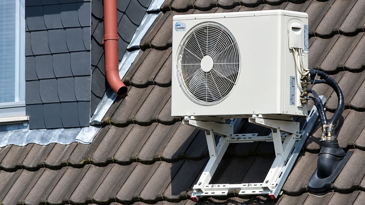 Làm giá đỡ treo/giá chân trên mái cho cục nóng trên mái nhà