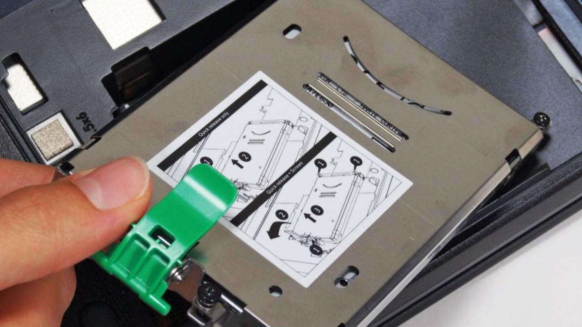 Nguyên nhân laptop tự restart liên tục do phần cứng