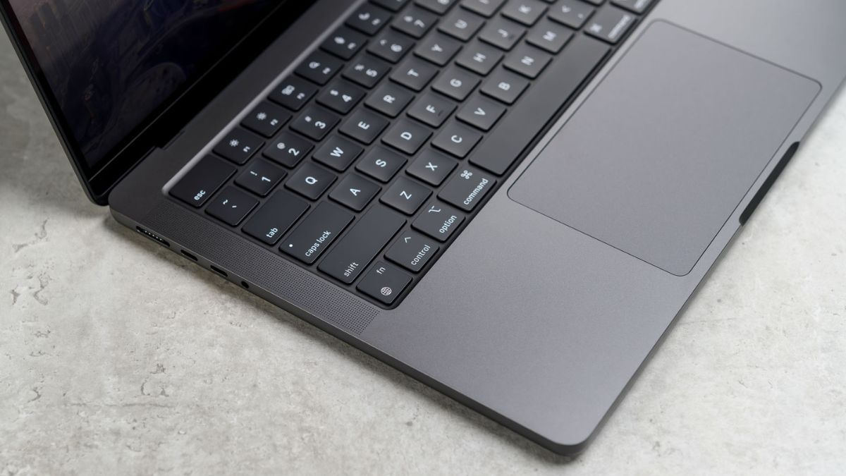 Một số dấu hiệu nhận biết loa Macbook bị rè