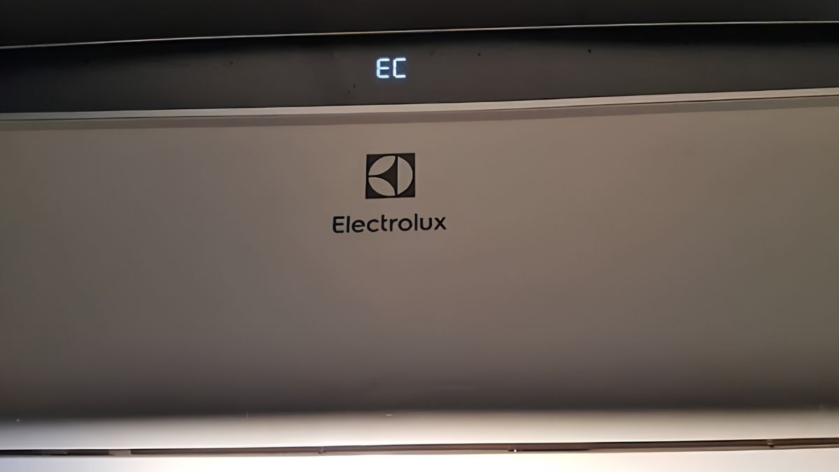 Lỗi EC máy lạnh Electrolux