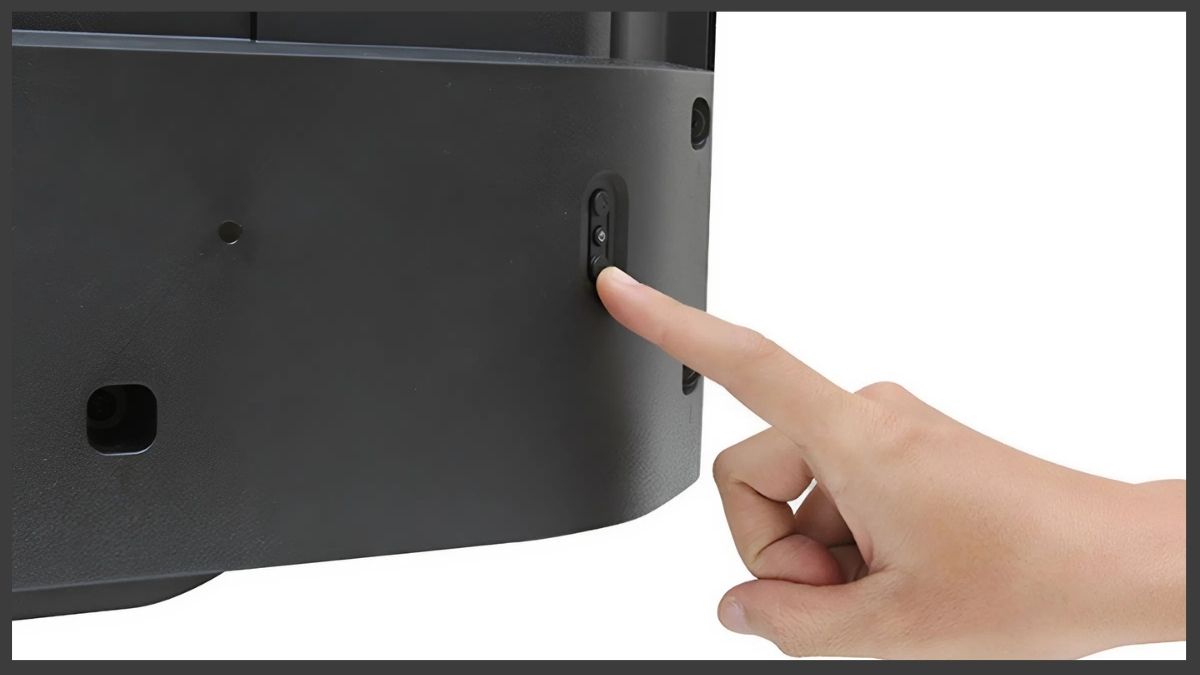 Dùng nút nguồn vật lý để bật tivi Sony khi không có điều khiển