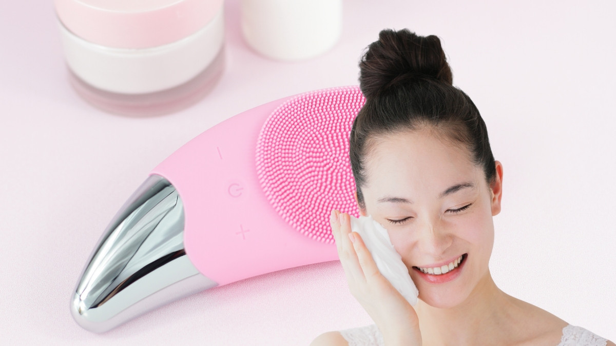 Tặng Máy rửa mặt, thiết bị chăm sóc da cho bạn gái