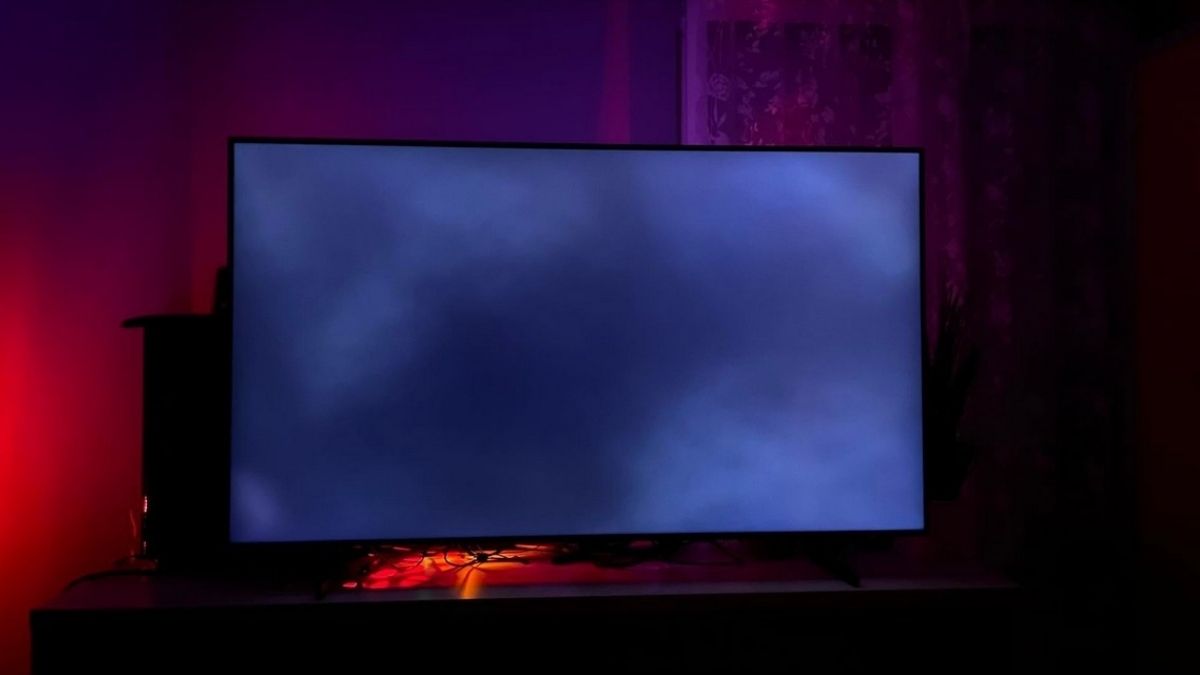 Màn hình tivi Samsung bị mờ có nguy hiểm không?