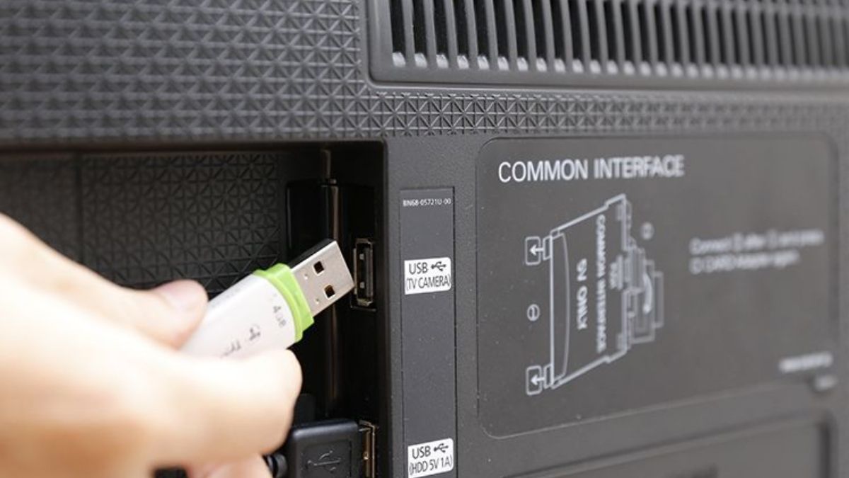 Kiểm tra và thay cáp kết nối, nguồn phát