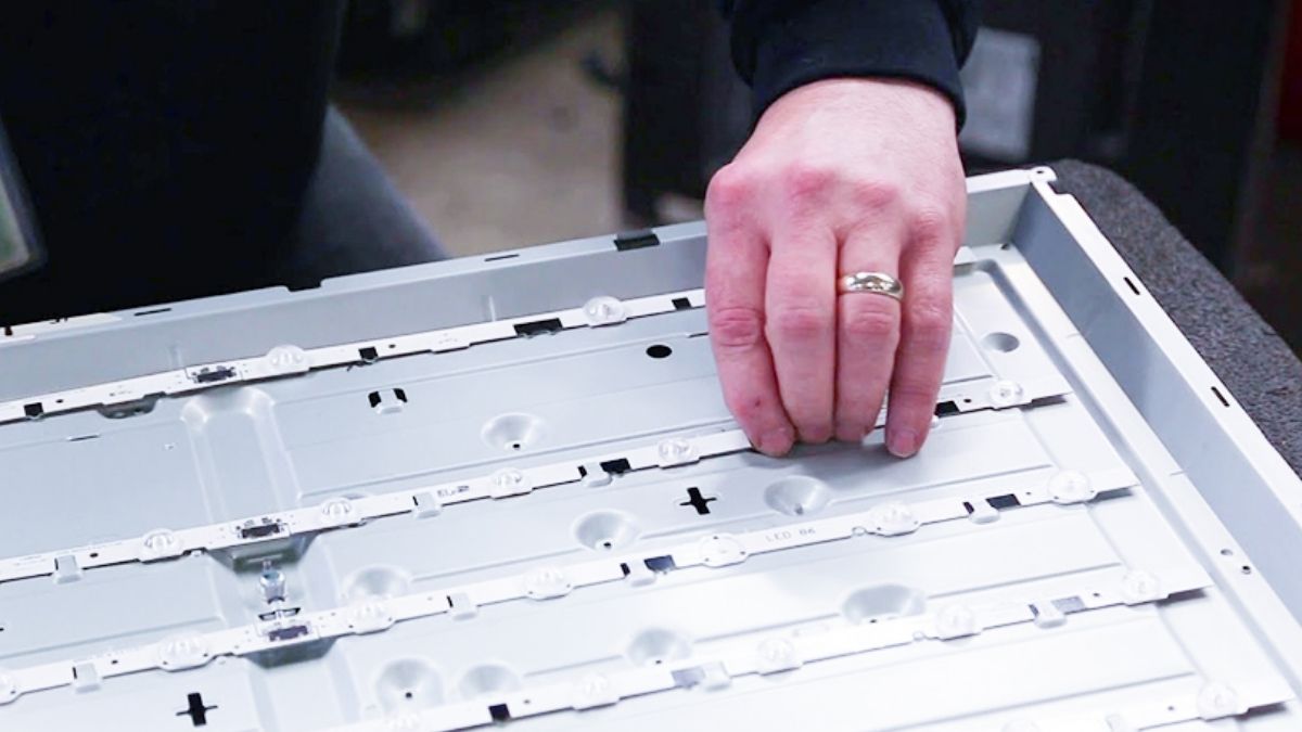 Cách sửa Lỗi đèn nền (Backlight)