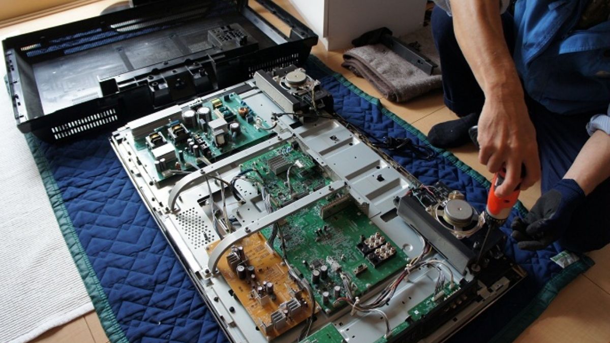 Khi nào nên mang tivi Sony đi sửa hoặc bảo hành?