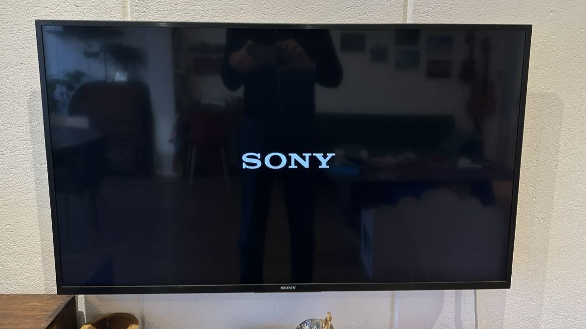 Tivi Sony tự tắt mở liên tục có nguy hiểm không?