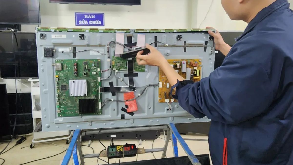Khi nào nên gọi dịch vụ sửa chữa tivi?