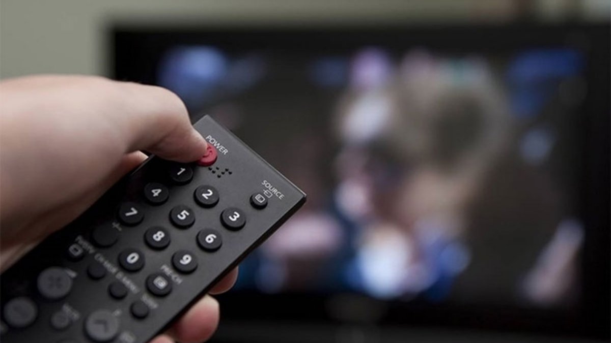 Khởi động lại tivi Sony