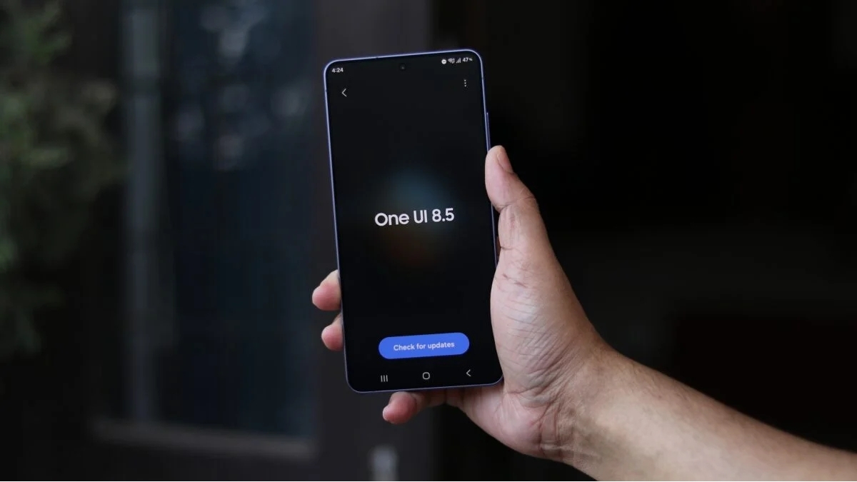 Biến điện thoại Galaxy thành webcam cho PC và Mac với One UI 8.5