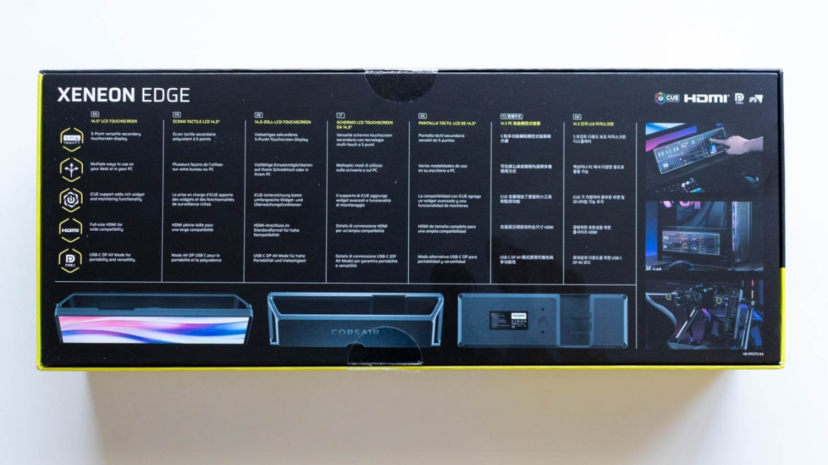 Vỏ hộp của của Corsair Xeneon Edge