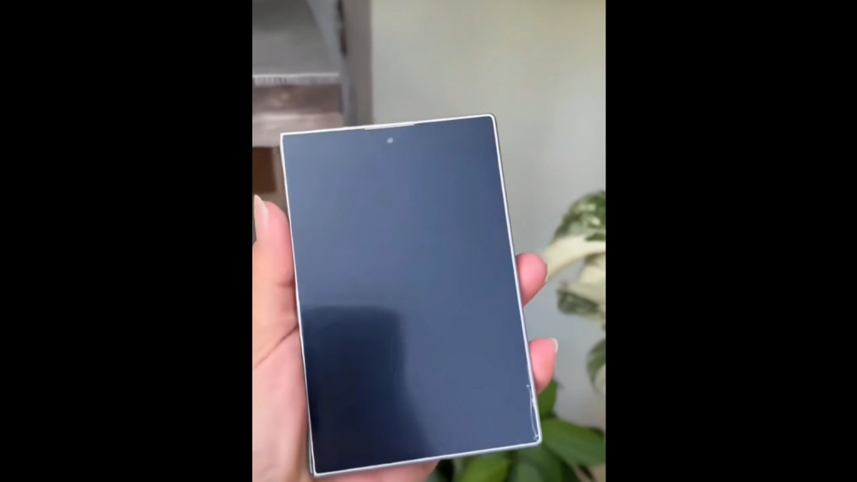  Màn hình ngoài Galaxy Z Fold8 Wide lộ diện với tỷ lệ rộng hơn