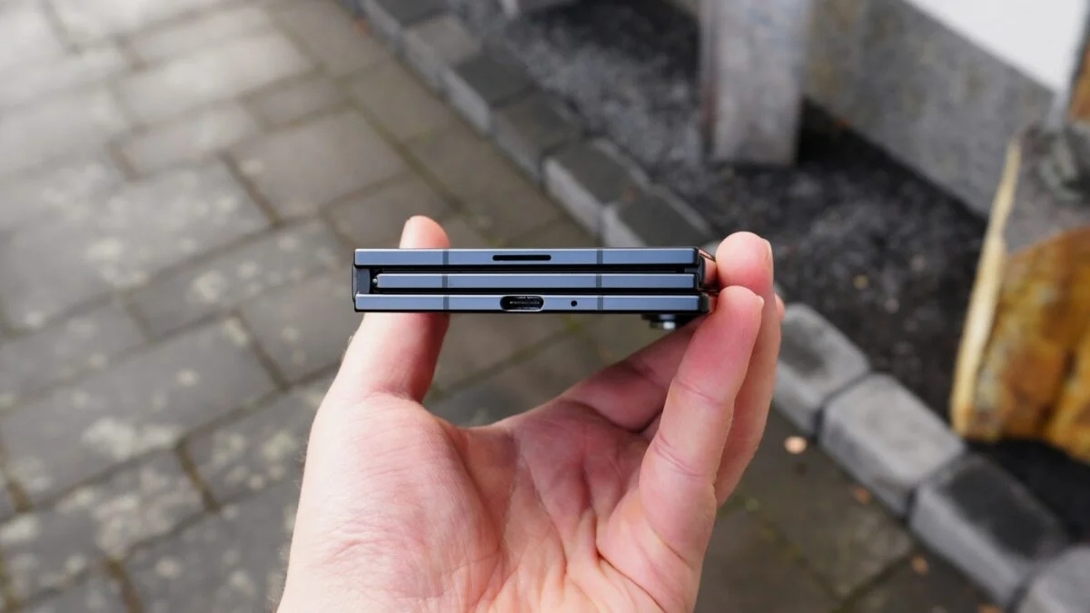 Samsung đang nghiên cứu một cơ chế bản lề hoàn toàn mới dành cho thế hệ Galaxy Z TriFold 2